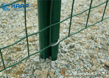 Impedisca la rete metallica rivestita d'arrugginimento, superficie saldata del piano dei pannelli del recinto anche con i bordi a livello